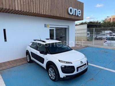 Usado Citroën C4 Feel 110 CV (80 kW) 2015 Blanco Berlina