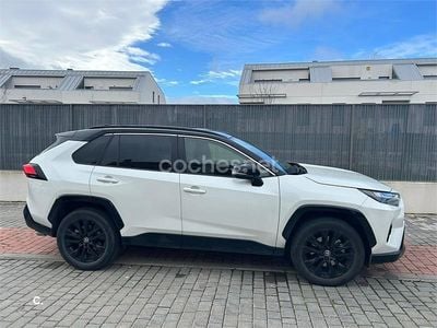 Blanco Usado 2022 Toyota RAV4 Hybrid Style SUV | 33.000 € (Precio justo)