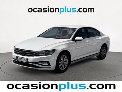 Blanco Usado 2022 VW Passat Business Berlina | 22.390 € (Caro)