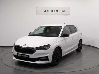 Usado Skoda Fabia Selection 116 CV (85 kW) 2025 Blanco Utilitario