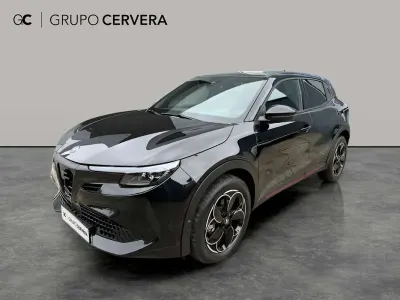 Nuevo Alfa Romeo Junior Sprint 147 CV (108 kW) 2026 Negro SUV