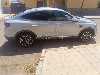 Usado Renault Arkana Zen 140 CV (102 kW) 2022 Blanco SUV