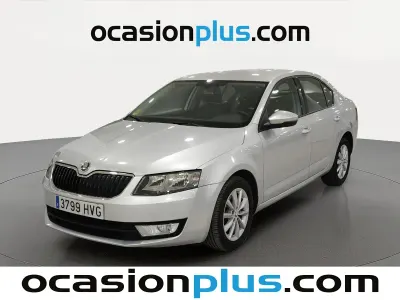 Usado Skoda Octavia Ambition 150 CV (110 kW) 2014 Gris Familiar