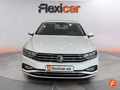 Begagnad VW Passat Executive 150 HK (110 kW) 2020 Vit Sedan
