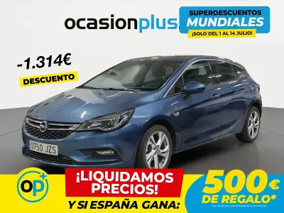Usado Opel Astra Dynamic 125 CV (91 kW) 2017 Azul Berlina