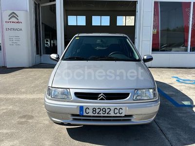 Usado Citroën Saxo 58 CV (42 kW) 1999 Gris / plata Utilitario