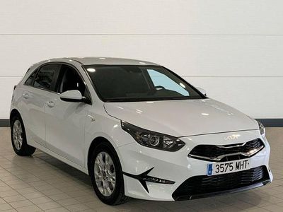 Blanco Usado 2023 Kia Ceed Utilitario | 19.400 € (Precio justo)
