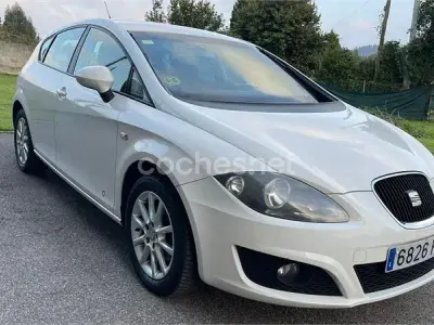 Usado Seat Leon Copa 90 CV (66 kW) 2011 Blanco Utilitario