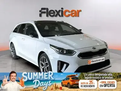 Usado Kia Ceed GT GT-Line 120 CV (88 kW) 2019 Blanco Familiar