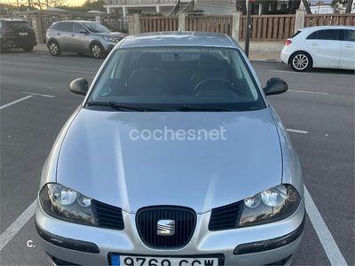 Usado Seat Cordoba 85 CV (62 kW) 2008 Gris / plata Berlina