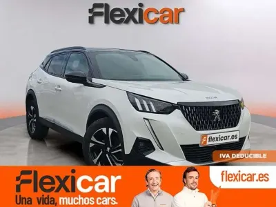 Usado Peugeot 2008 GT 131 CV (96 kW) 2021 Blanco SUV