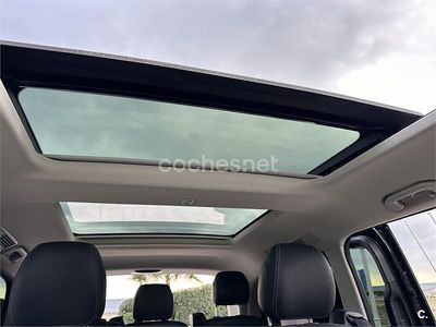 Negro Usado 2022 Mercedes V220 Avantgarde Monovolumen | 59.900 €