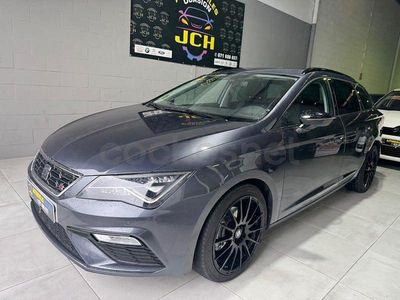 Usado Seat Leon FR 150 CV (110 kW) 2018 Gris / plata Familiar