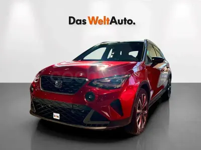 Usado Seat Arona FR 115 CV (84 kW) 2025 Rojo SUV
