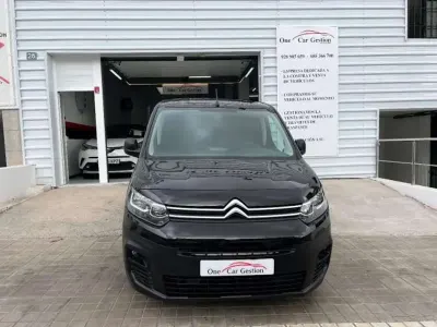 Usado Citroën Berlingo 101 CV (74 kW) 2021 Negro Monovolumen