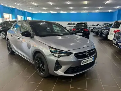 Usado Opel Corsa Edition 102 CV (75 kW) 2022 Gris / plata Utilitario
