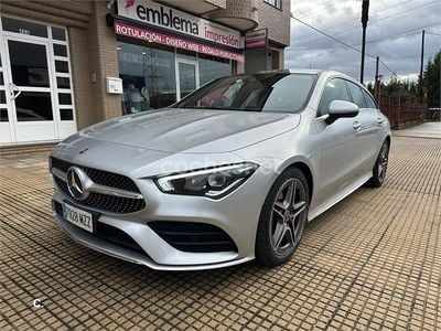 Usado Mercedes CLA220 Shooting Brake 177 CV (130 kW) 2019 Gris / plata Familiar