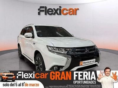 Usado Mitsubishi Outlander P-HEV 203 CV (149 kW) 2017 Blanco