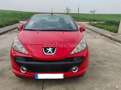 Usado Peugeot 207 CC 120 CV (88 kW) 2008 Rojo Descapotable