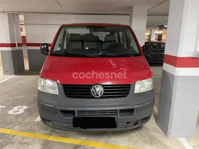Usado VW Caravelle Comfortline 130 CV (95 kW) 2008 Rojo Van