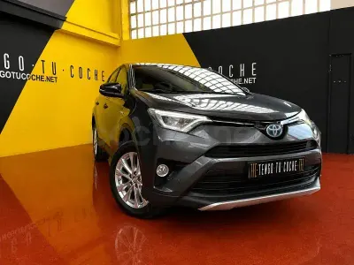 Usado Toyota RAV4 Hybrid Advance 197 CV (144 kW) 2016 Gris / plata SUV