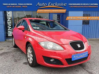 Usado Seat Leon Style 105 CV (77 kW) 2011 Rojo Utilitario