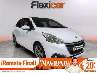 Blanco Usado 2016 Peugeot 208 Allure Utilitario | 6990 € (Precio justo)