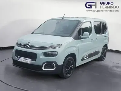 Occasion Citroën Berlingo Shine 130 PK (95 kW) 2020 Groen MPV