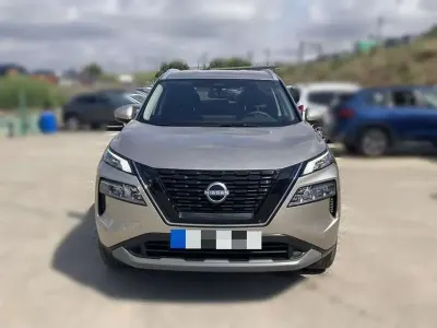 Usado Nissan X-Trail N-Connecta 163 CV (119 kW) 2025 Gris SUV