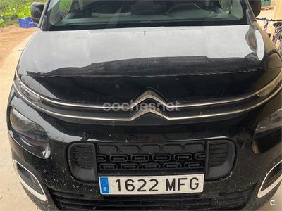 Usado Citroën Berlingo Feel 102 CV (75 kW) 2023 Negro Monovolumen