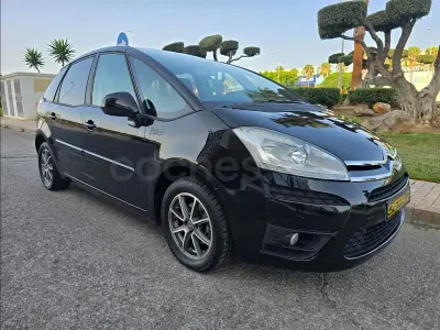 Usado Citroën C4 Picasso Business Class 120 CV (88 kW) 2011 Negro Monovolumen