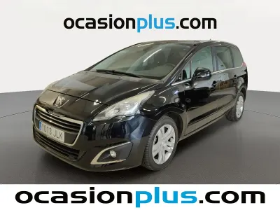 Usado Peugeot 5008 Style 120 CV (88 kW) 2016 Negro Monovolumen