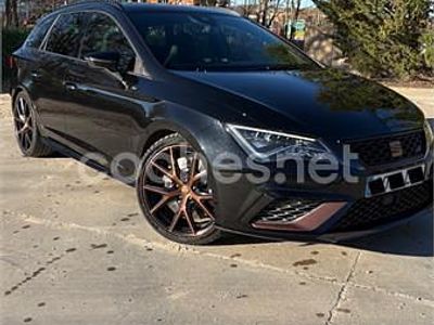 Usado Seat Leon ST 4Drive 300 CV (220 kW) 2020 Negro Familiar