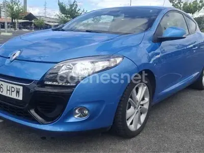 Usado Renault Mégane Dynamique 115 CV (84 kW) 2013 Azul Berlina