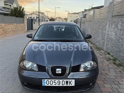 Usado Seat Ibiza 100 CV (73 kW) 2006 Negro Utilitario