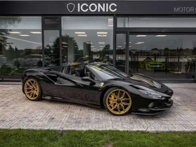 Usado Ferrari F8 721 CV (530 kW) 2023 Negro Descapotable