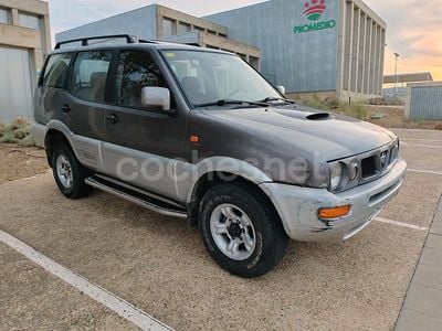 Gris / plata Usado 1998 Nissan Terrano SUV | 6800 € (Precio justo)