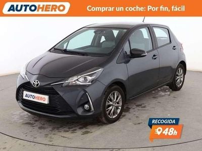 Usado Toyota Yaris Active 110 CV (80 kW) 2019 Gris Berlina