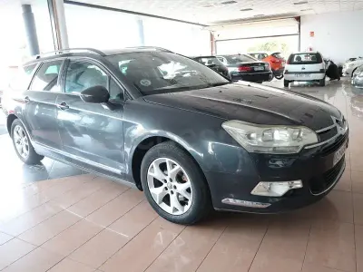 Usado Citroën C5 Business Class 140 CV (102 kW) 2011 Negro Familiar