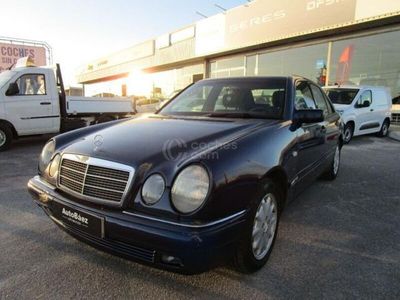 Mercedes E320