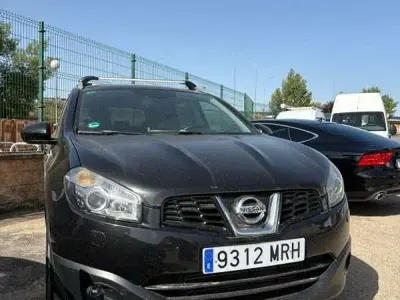 Usado Nissan Qashqai Tekna 110 CV (80 kW) 2012 Negro SUV