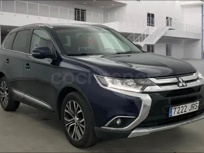 Usado Mitsubishi Outlander Motion 150 CV (110 kW) 2016 Azul SUV