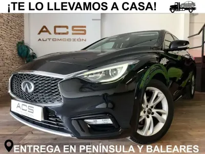 Usado Infiniti Q30 Premium 109 CV (80 kW) 2018 Negro Utilitario