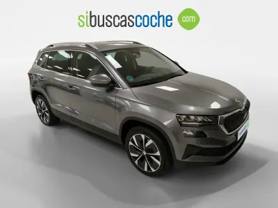 Usado Skoda Karoq Style 150 CV (110 kW) 2022 Gris/plata SUV