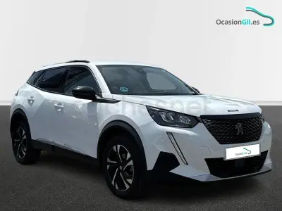 Usado Peugeot 2008 Allure 110 CV (80 kW) 2022 Blanco SUV