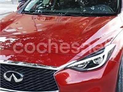 Infiniti Q30