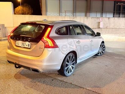 Begagnad Volvo V60 Kinetic 181 HK (133 kW) 2016 Beige Kombi