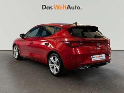Używany Seat Leon FR 116 KM (85 kW) 2025 Czerwony