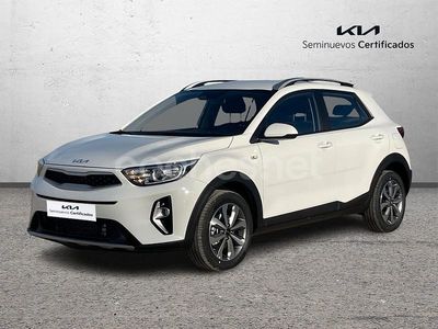 Blanco Usado 2025 Kia Stonic SUV | 19.900 € (Caro)