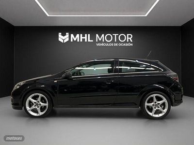 Usado Opel Astra GTC Cosmo 140 CV (102 kW) 2006 Negro Berlina